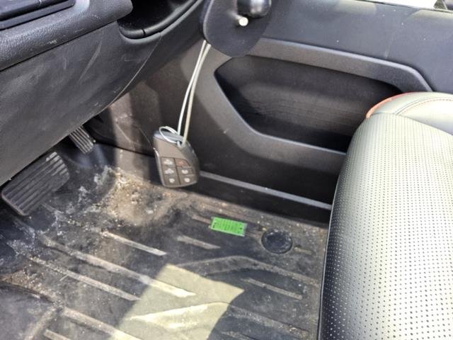 Used 2024 Chevrolet Silverado EV RST AWD/4WD image 13