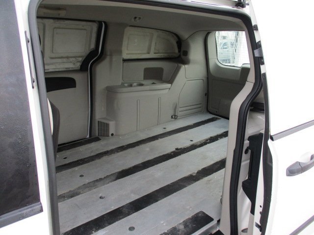 Used 2012 RAM C/V image 9