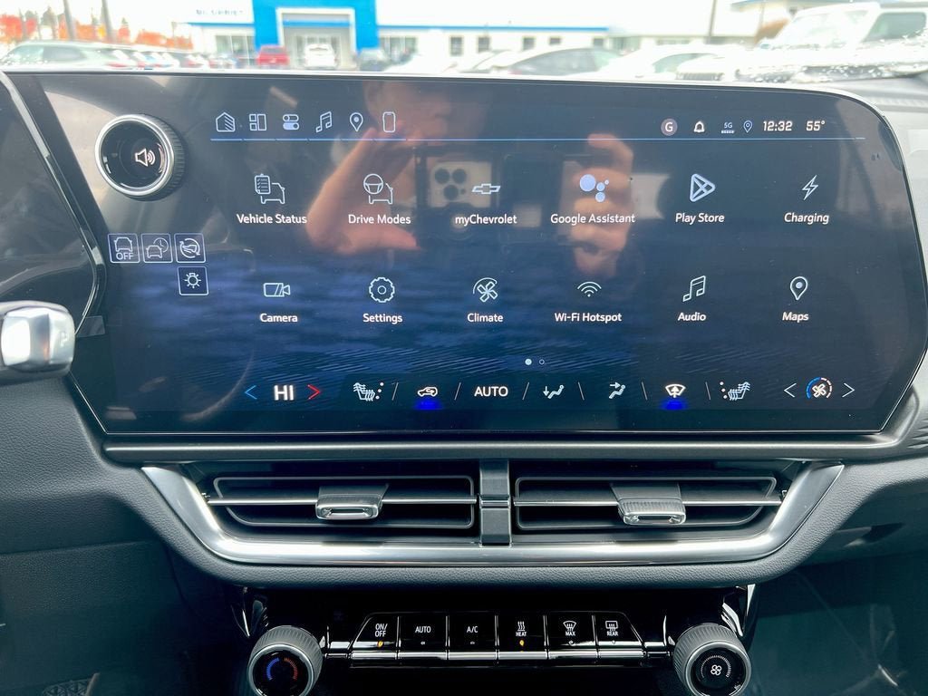 New 2026 Chevrolet Equinox EV LT w/ Comfort Package image 37