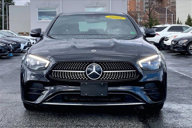 Certified 2022 Mercedes-Benz E 350 4MATIC Sedan image 2