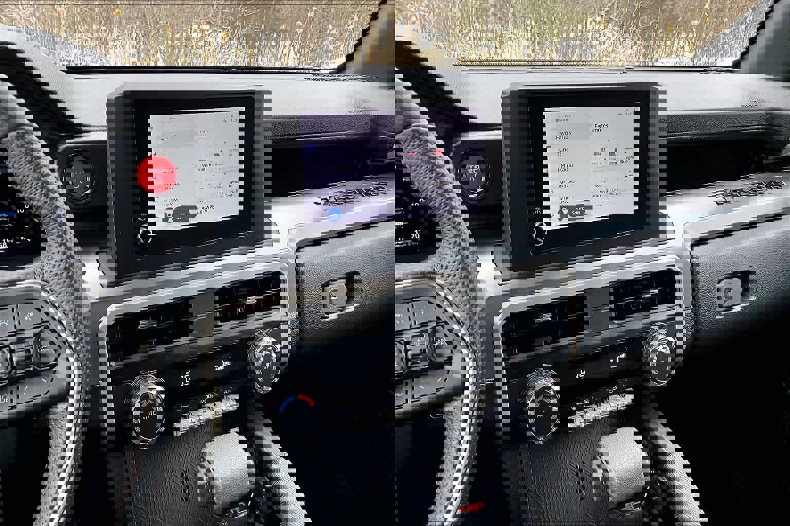 Used 2025 Toyota Tacoma TRD Off-Road image 7