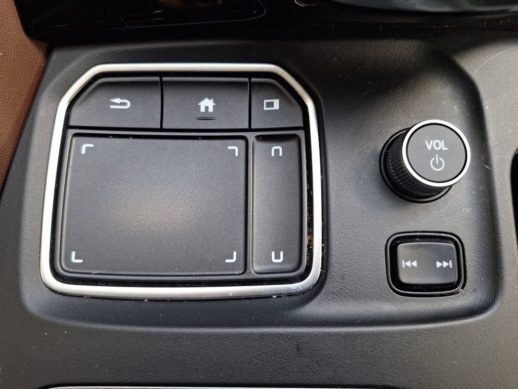 Used 2024 Acura MDX w/ Technology Package AWD/4WD image 24