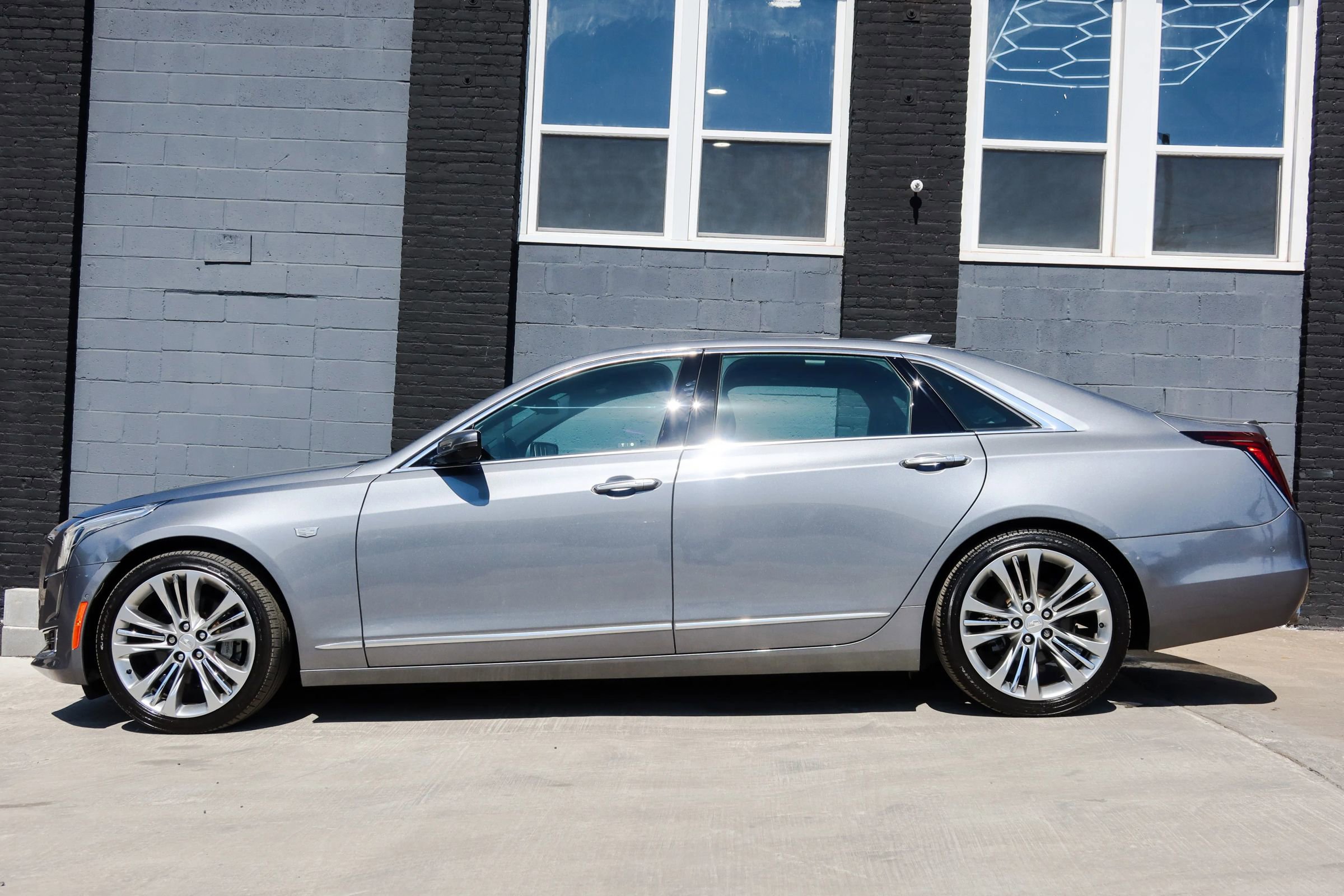 Used 2018 Cadillac CT6 Platinum image 5