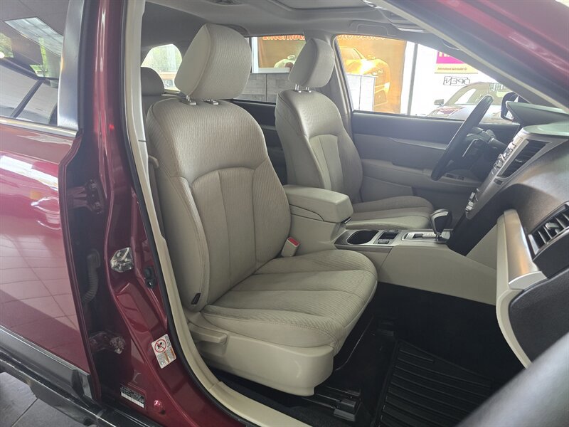 Used 2011 Subaru Outback 2.5i Premium AWD/4WD image 14