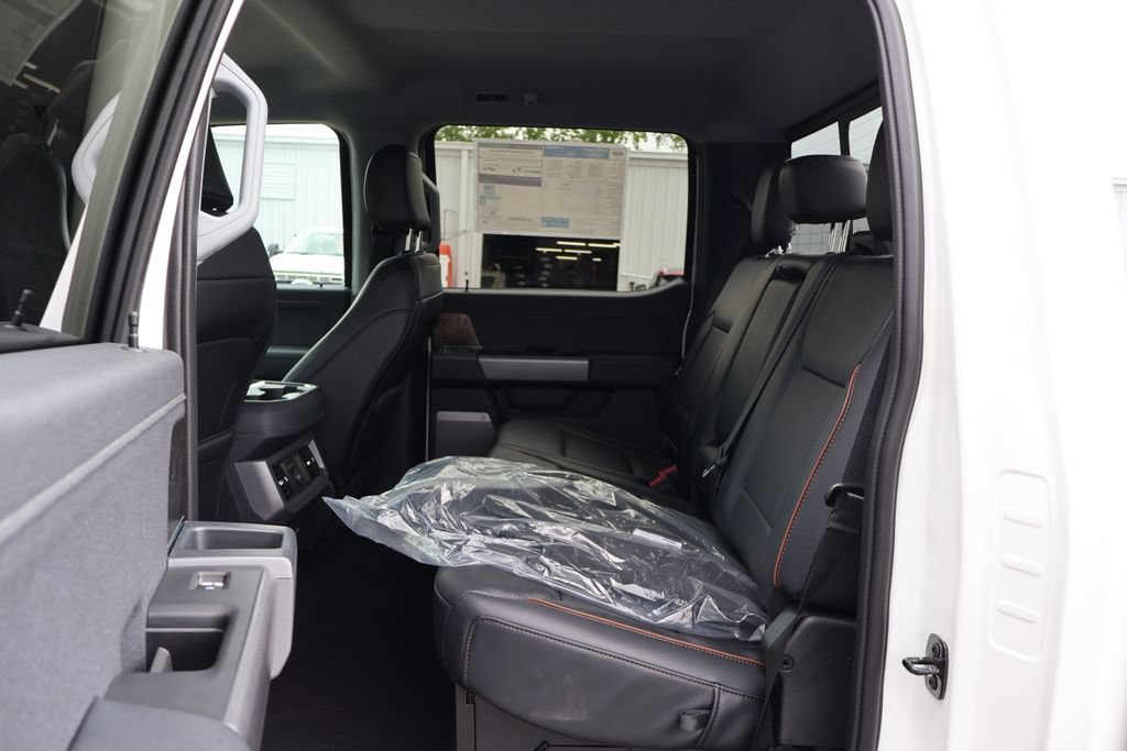 New 2026 Ford F350 Lariat w/ Black Appearance Package AWD/4WD image 20