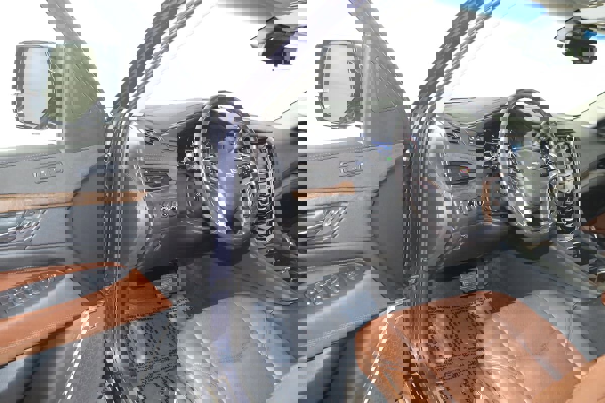 Used 2019 Cadillac Escalade ESV Premium Luxury AWD/4WD image 49