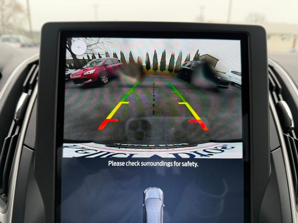 Used 2023 Ford Edge SEL w/ Convenience Package image 18