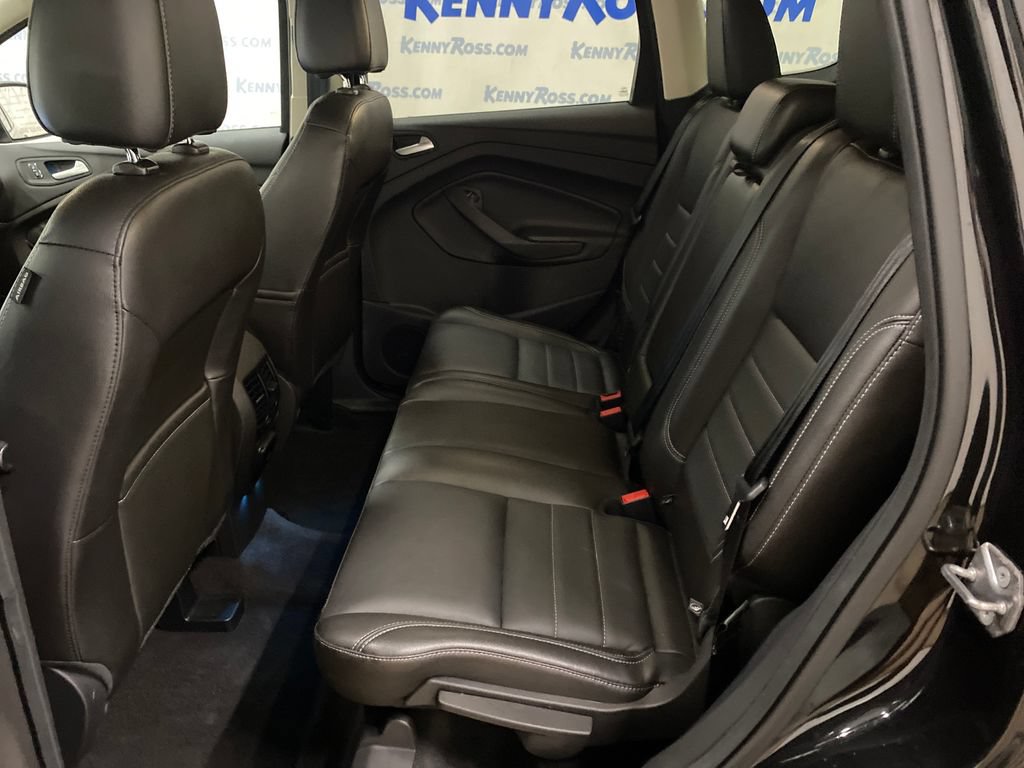 Used 2015 Ford Escape Titanium w/ Equipment Group 301A AWD/4WD image 13