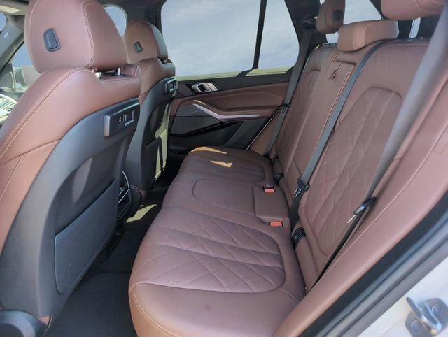 Used 2023 BMW X5 xDrive40i w/ Premium Package image 18