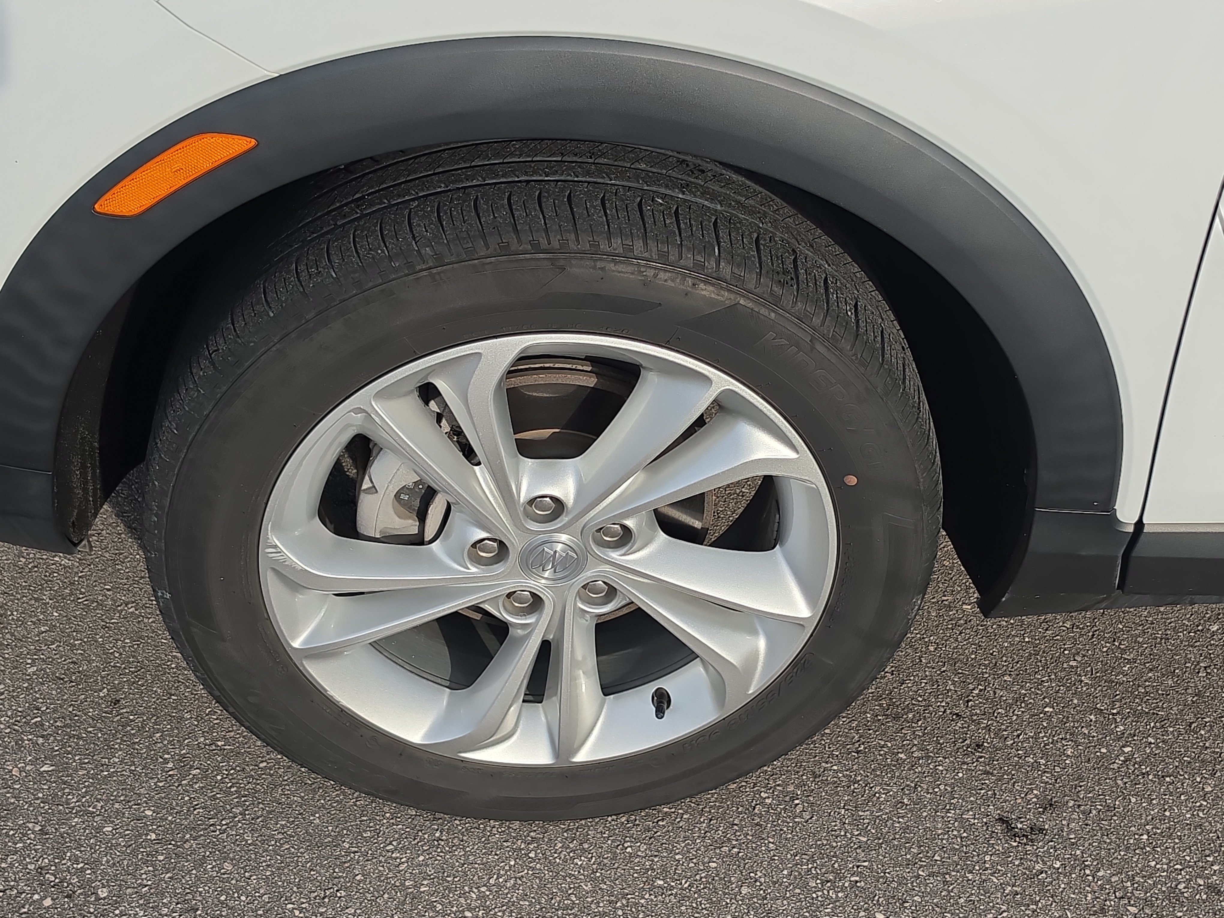Used 2021 Buick Encore GX Preferred FWD image 24