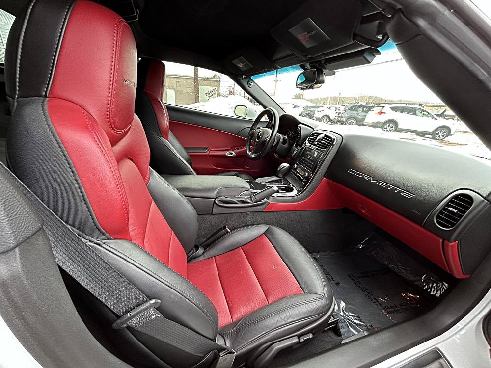 Used 2013 Chevrolet Corvette Grand Sport w/ 2LT Preferred Equipment Group RWD image 5