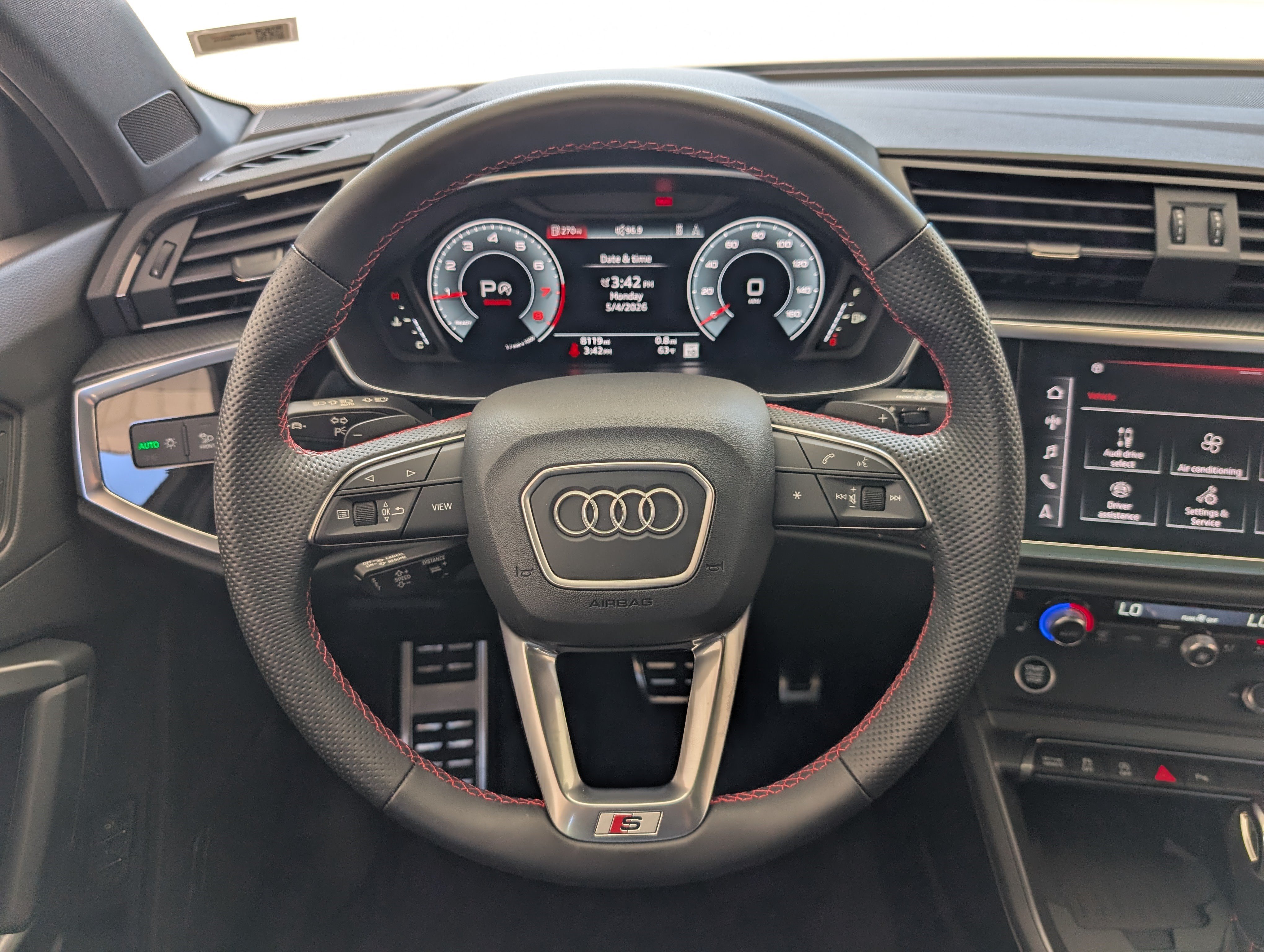 Used 2025 Audi Q3 2.0T Premium Plus w/ Premium Plus Package AWD/4WD image 24