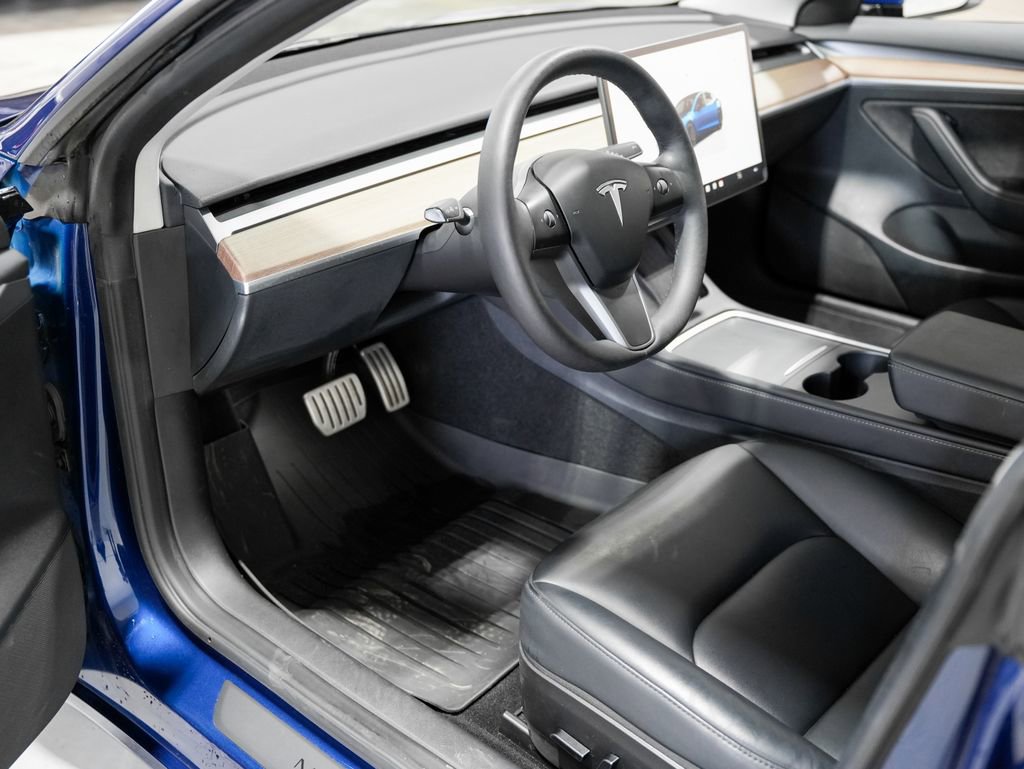 Used 2023 Tesla Model 3 Performance image 10