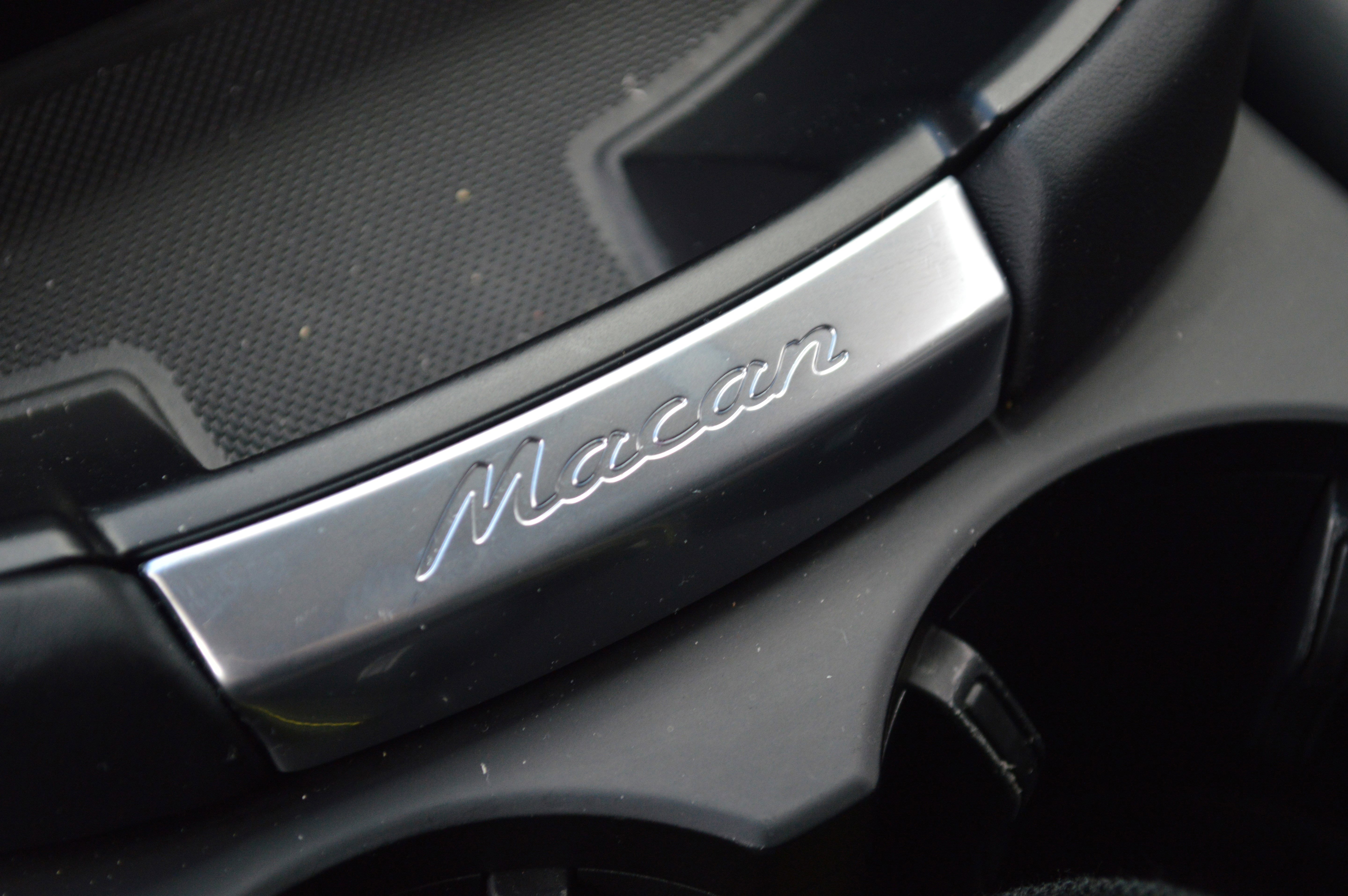 Used 2023 Porsche Macan GTS image 24