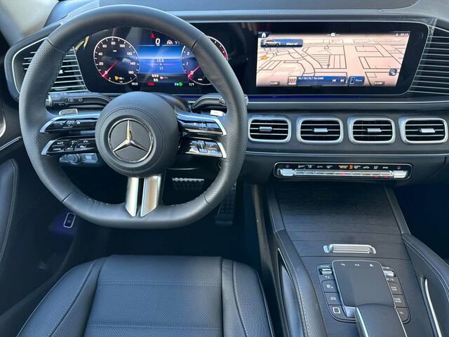 New 2026 Mercedes-Benz GLS 450 4MATIC image 14