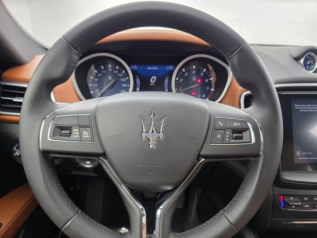 Used 2018 Maserati Ghibli S GranLusso RWD image 18