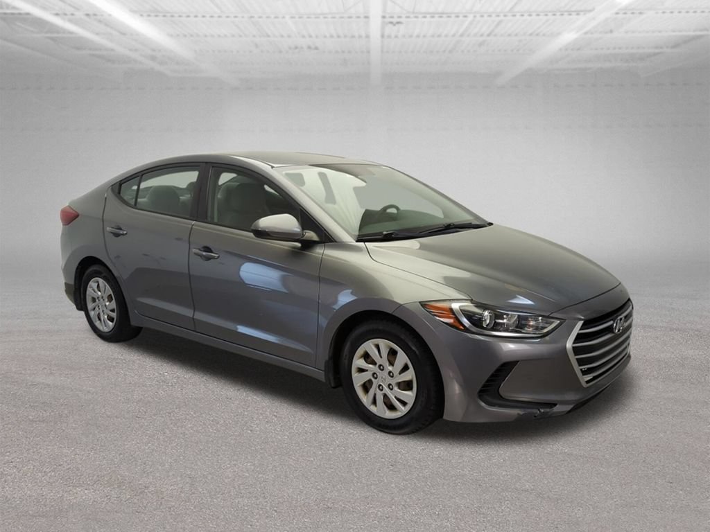 Used 2018 Hyundai Elantra SE FWD image 10