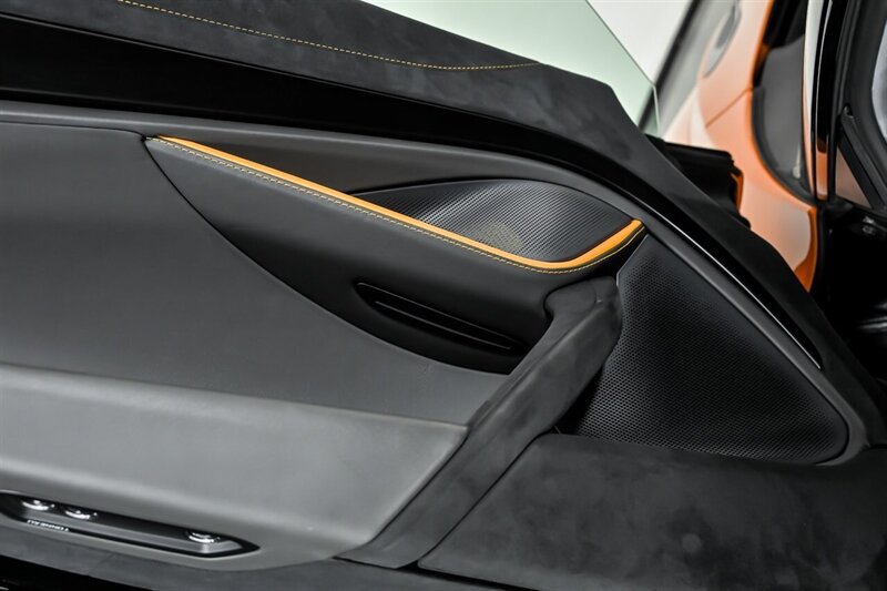 Used 2022 McLaren 720S Spider RWD image 15