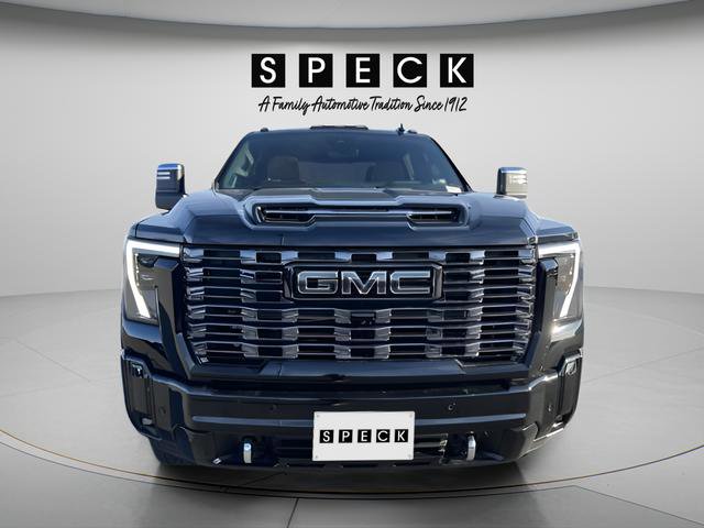 New 2025 GMC Sierra 3500 Denali Ultimate image 8