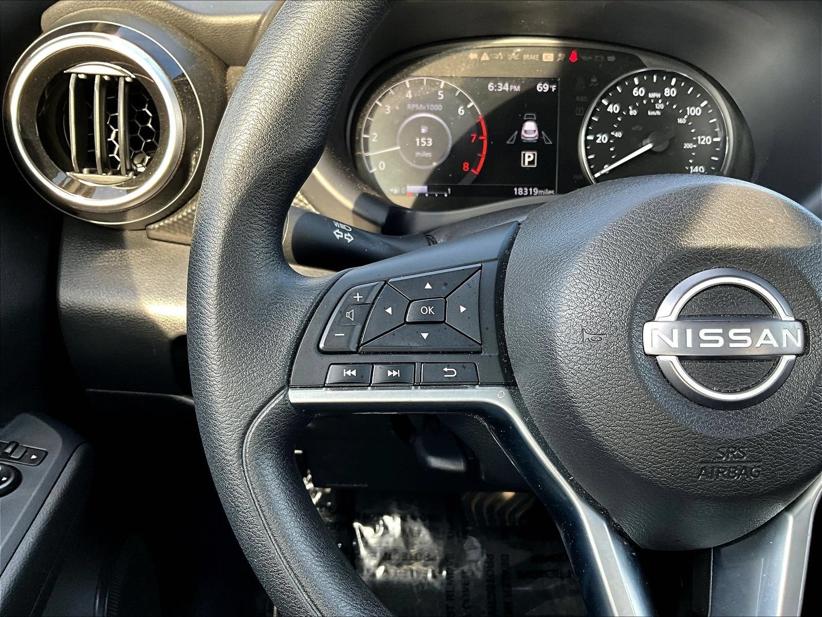Certified 2024 Nissan Kicks SV FWD image 14