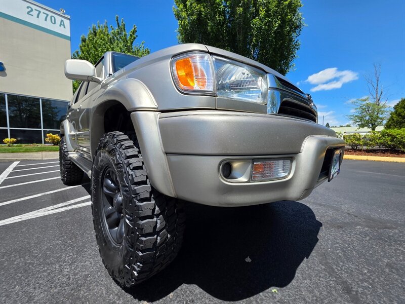 Used 2001 Toyota 4Runner Limited AWD/4WD image 9