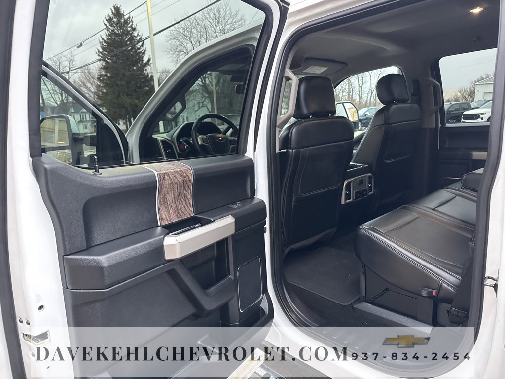 Used 2019 Ford F250 Lariat w/ Chrome Package image 19