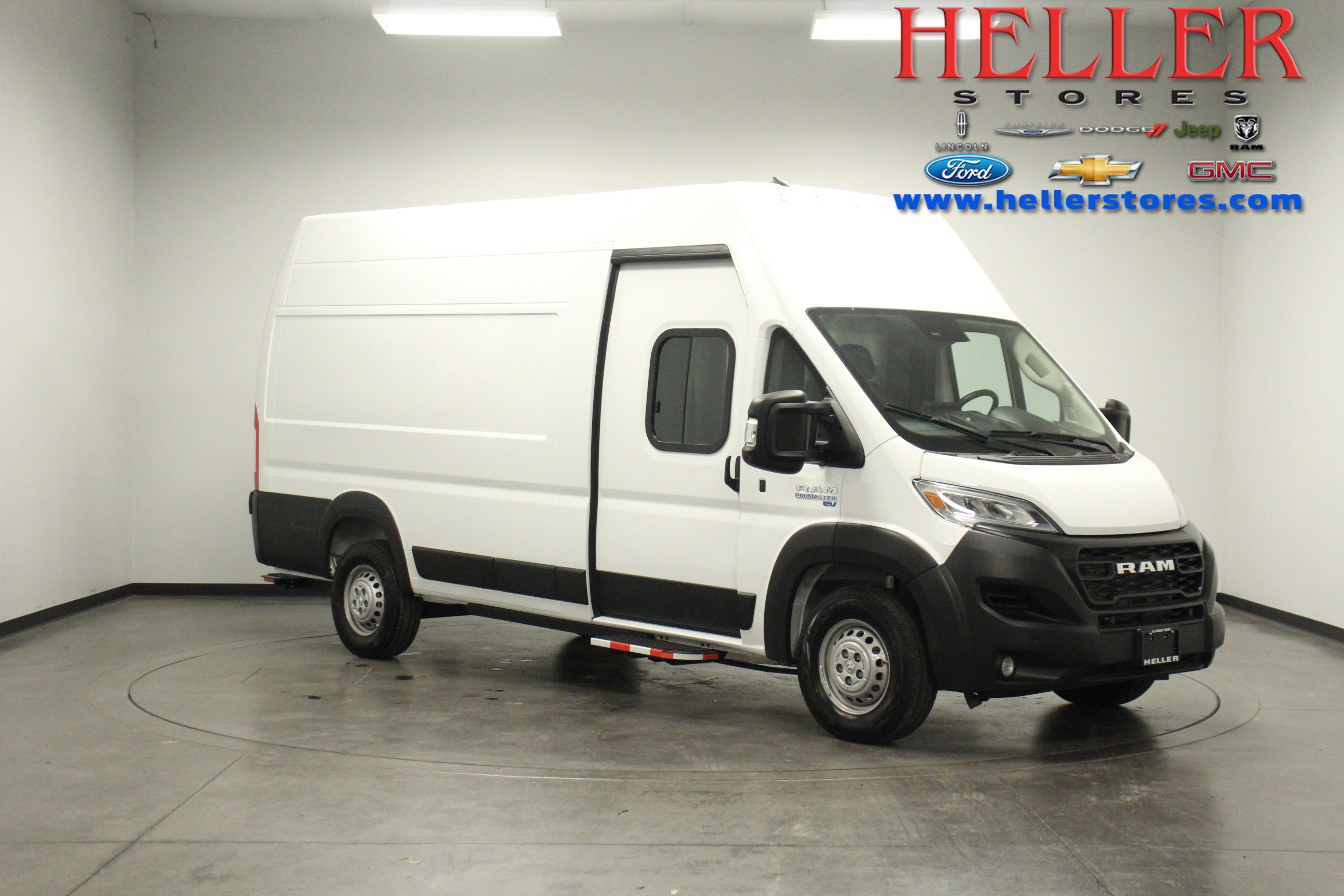 Used 2024 RAM ProMaster 3500 w/ Delivery Van Package