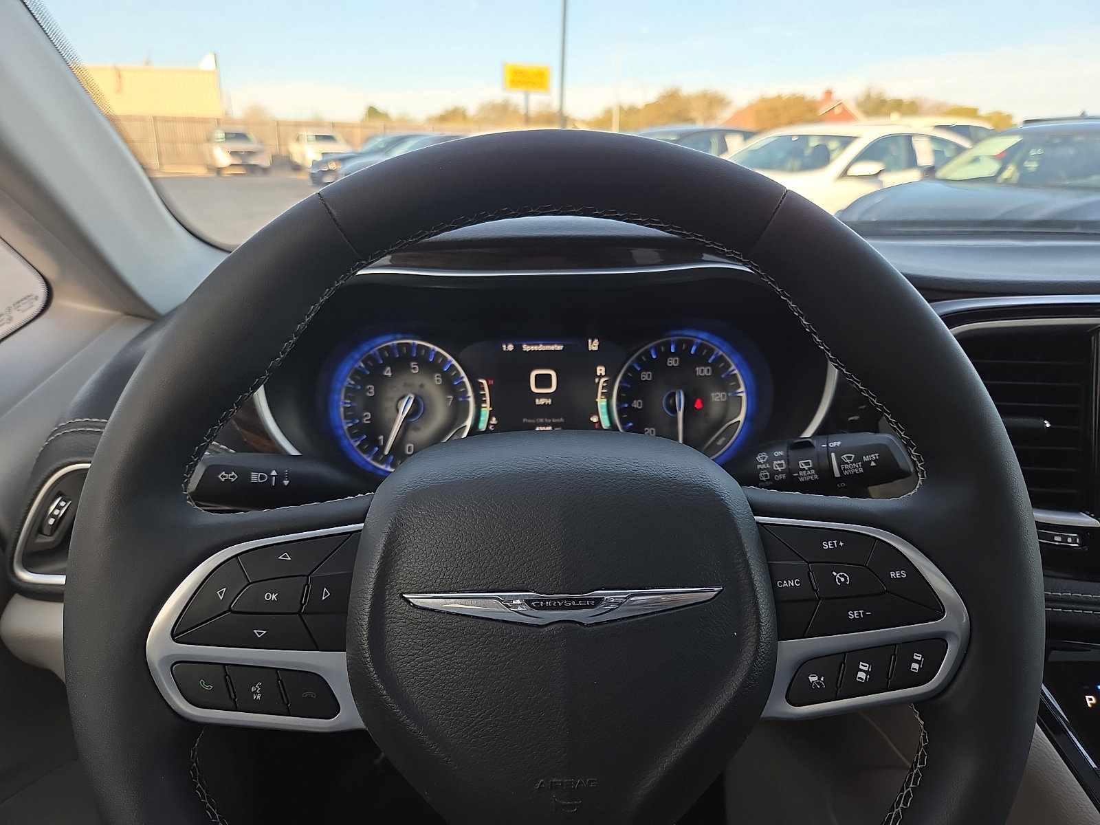 Used 2024 Chrysler Pacifica Limited image 19