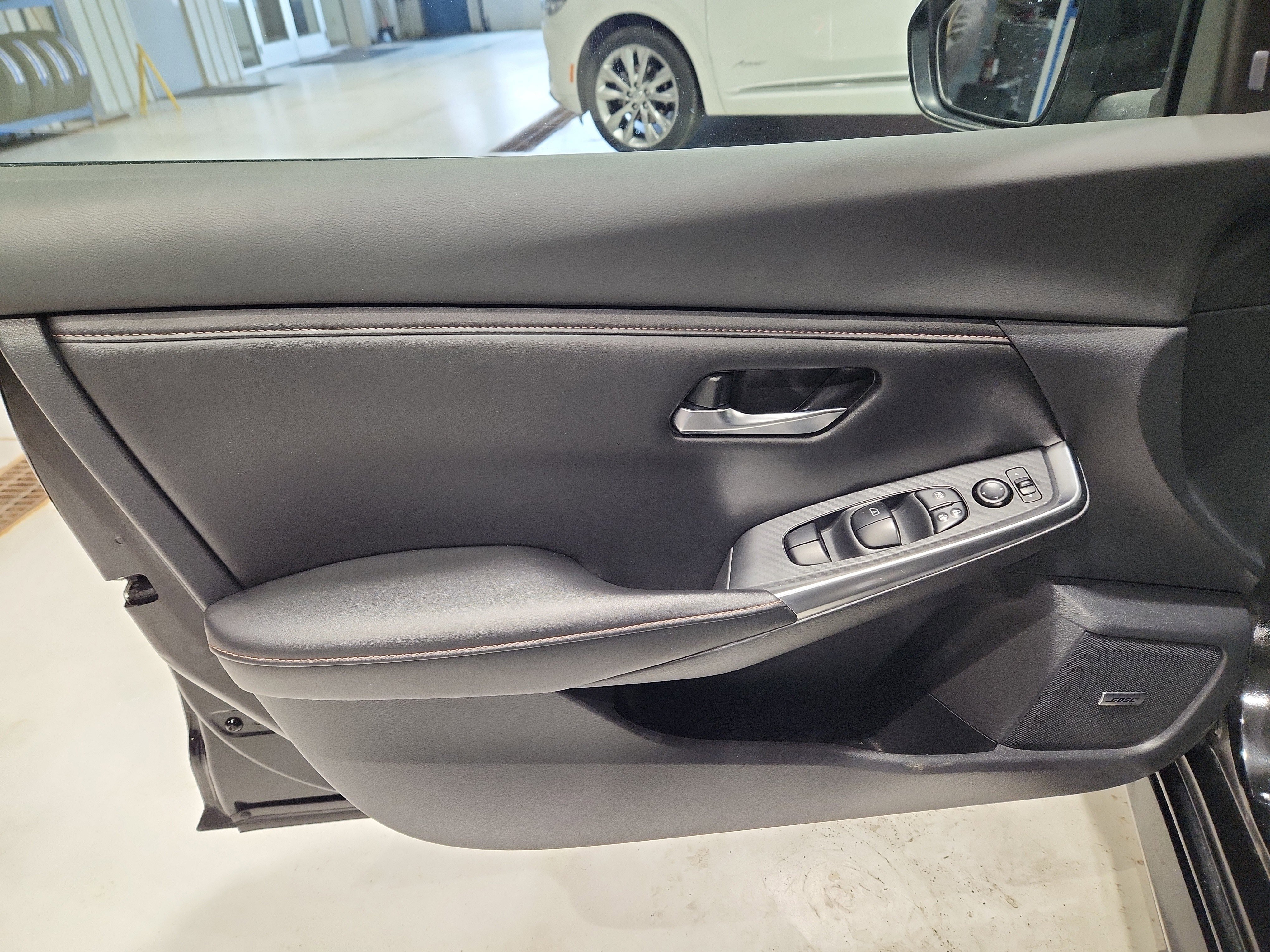 Used 2022 Nissan Sentra SR w/ SR Premium Package FWD image 14