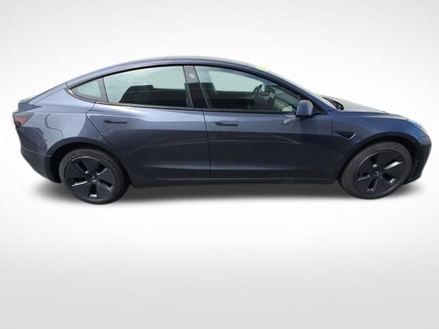 Used 2023 Tesla Model 3 Standard Range image 8