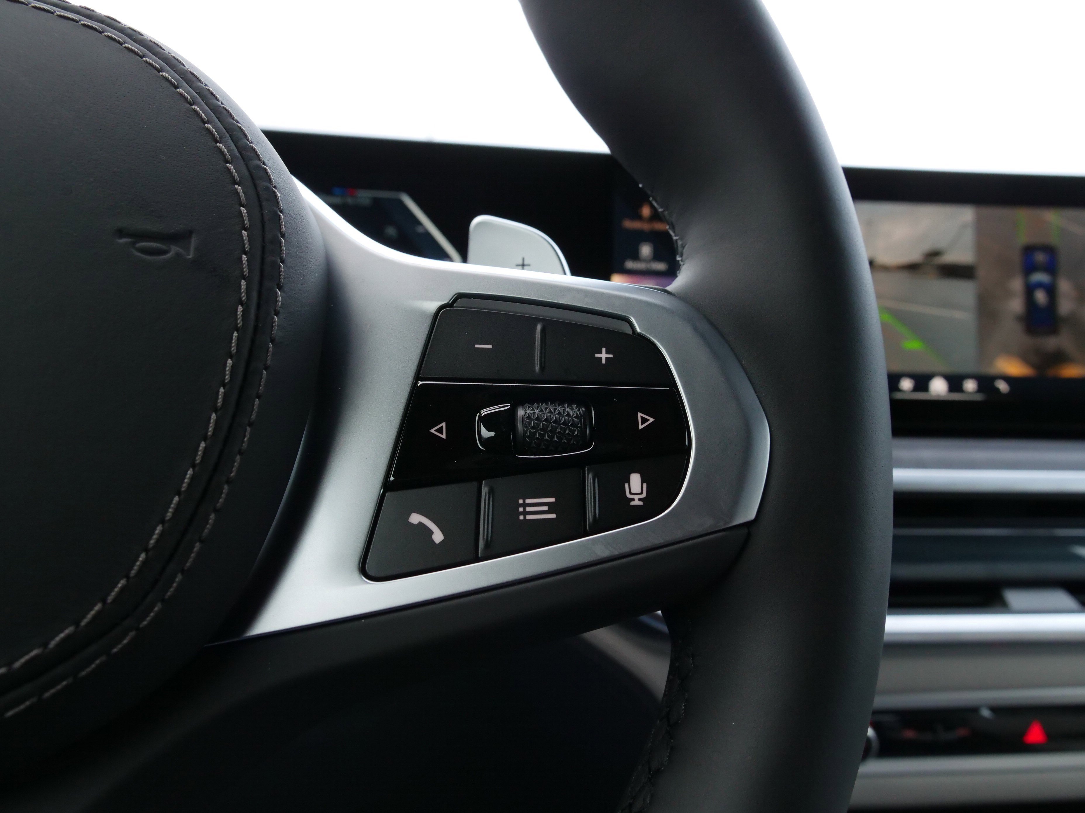 New 2026 BMW X7 xDrive40i w/ Executive Package image 25