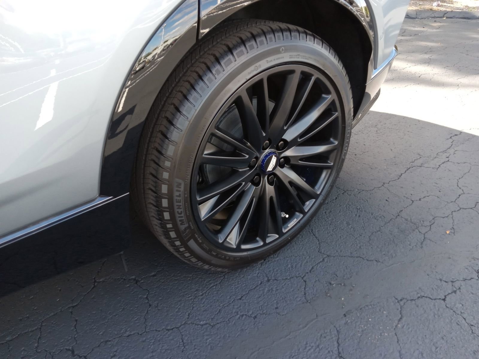 New 2025 Cadillac Lyriq Sport image 6