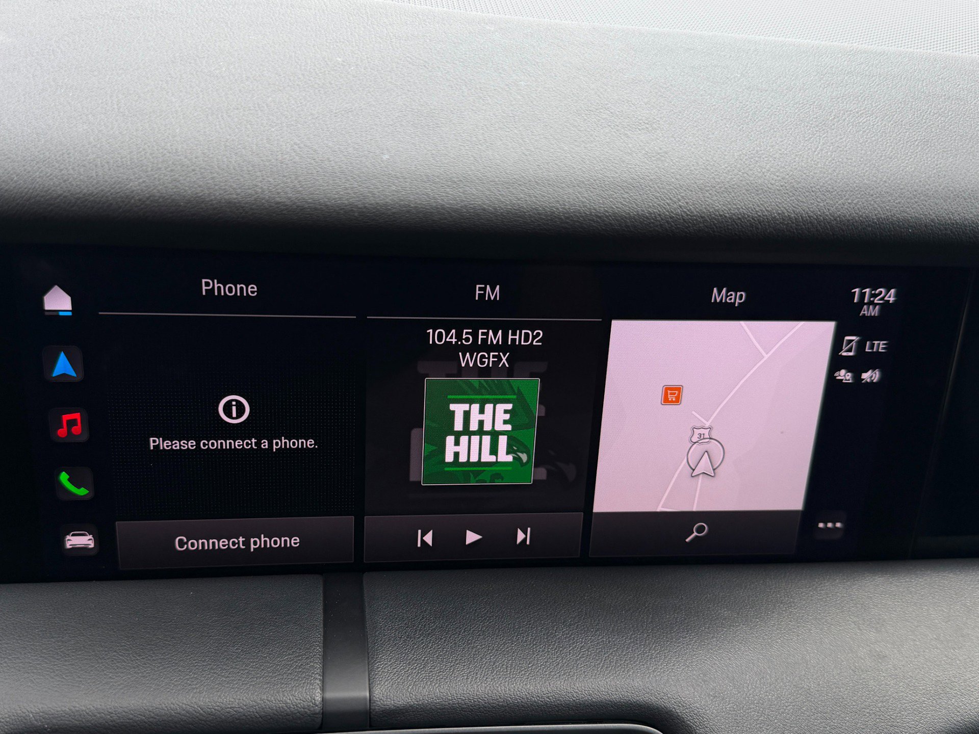 Used 2022 Porsche Taycan image 30