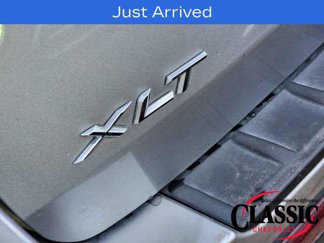 Used 2023 Ford Explorer XLT image 13