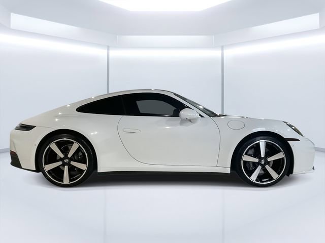 Certified 2025 Porsche 911 Carrera image 8