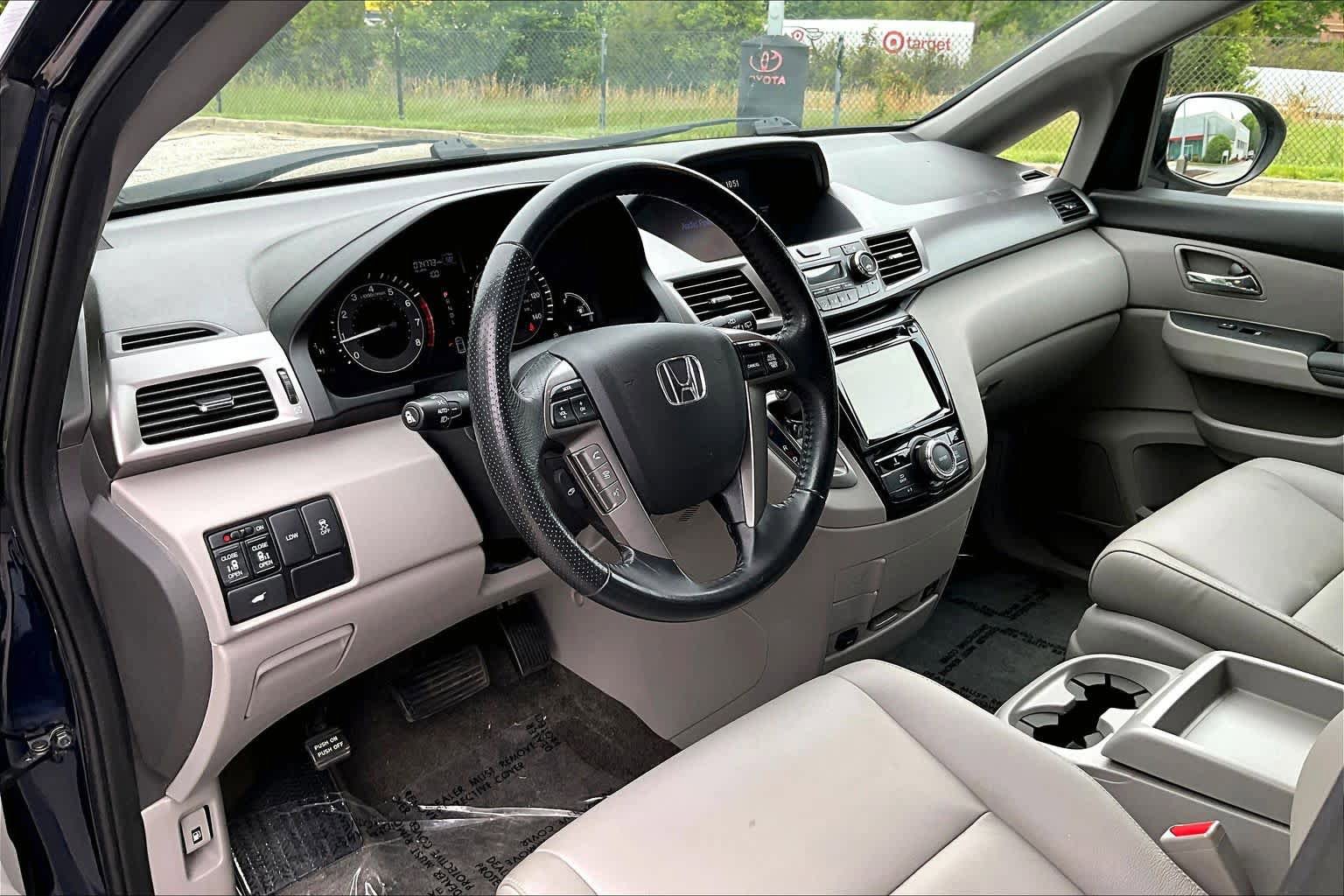Used 2017 Honda Odyssey EX-L image 18