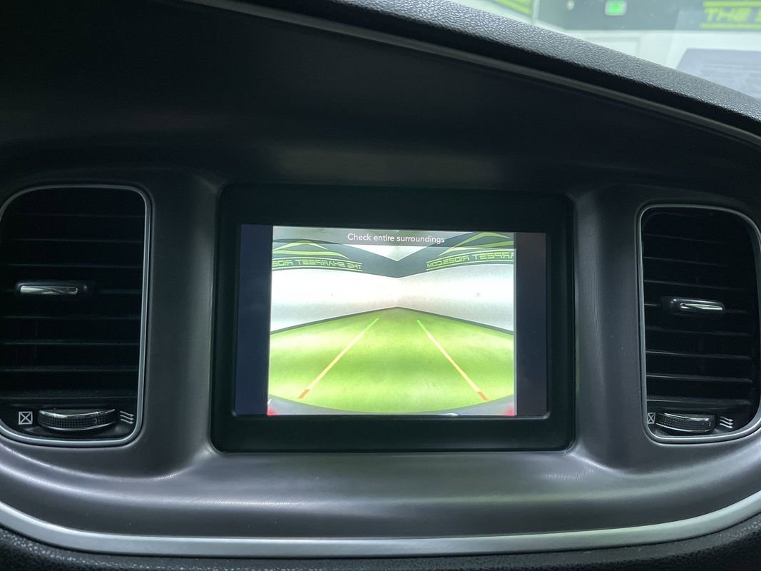 Used 2022 Dodge Charger SXT image 15