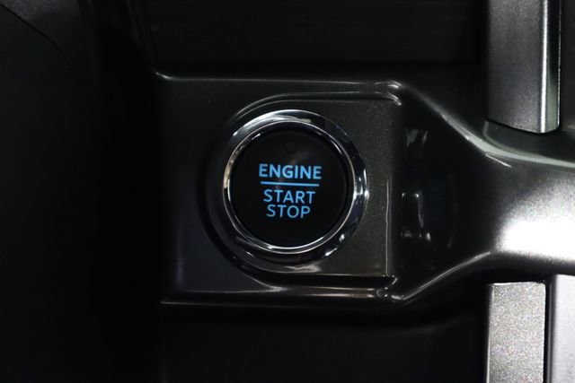 Certified 2022 Ford F150 XLT w/ Equipment Group 302A High image 50