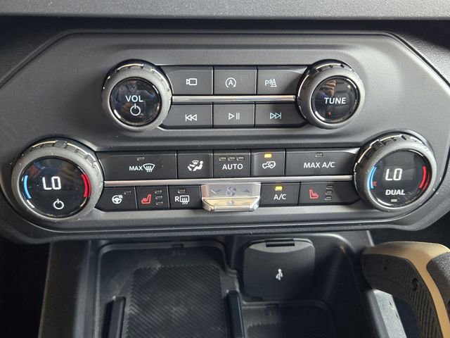 New 2025 Ford Bronco Badlands image 16