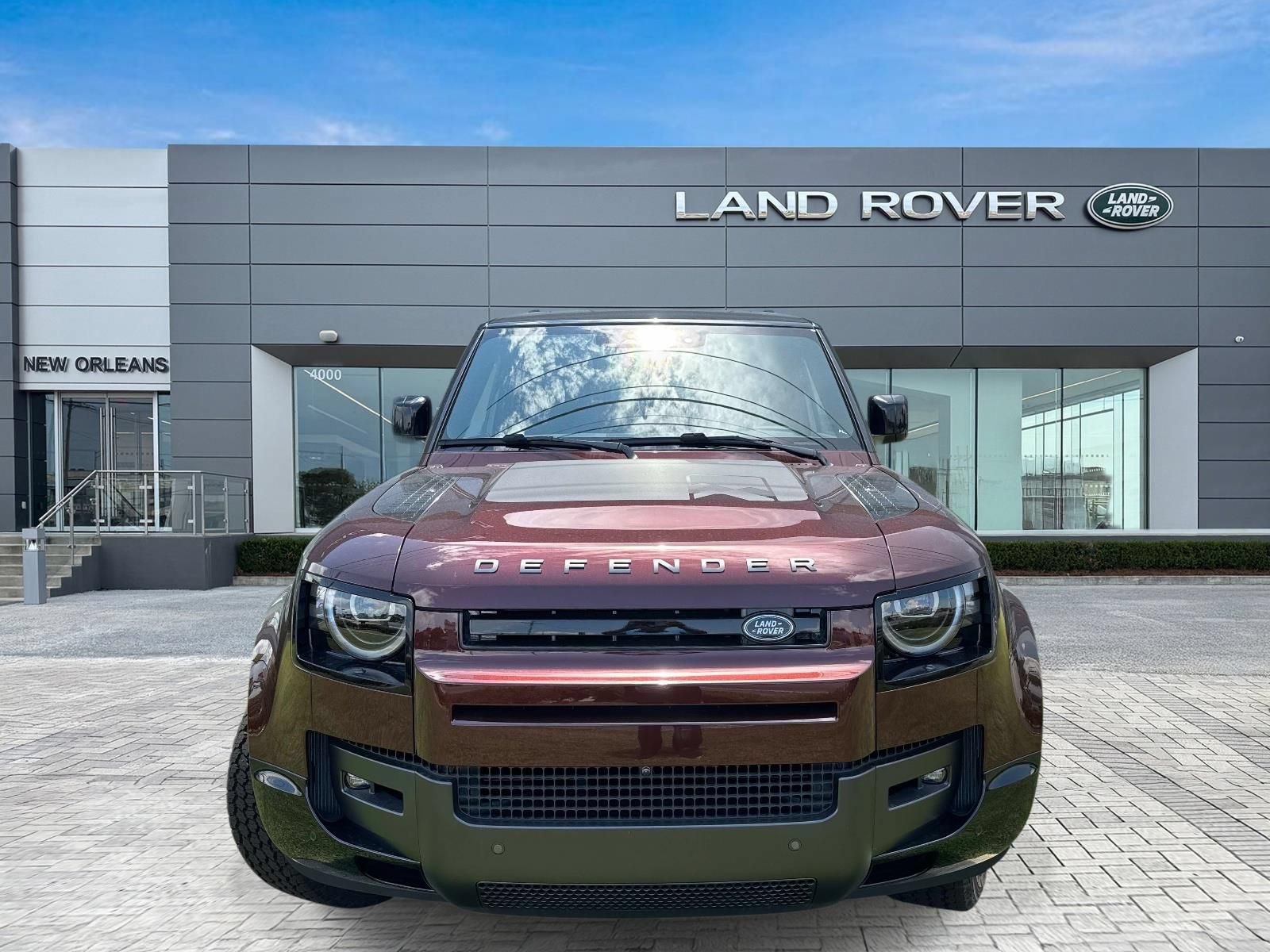 New 2026 Land Rover Defender 90 X-Dynamic SE AWD/4WD image 4