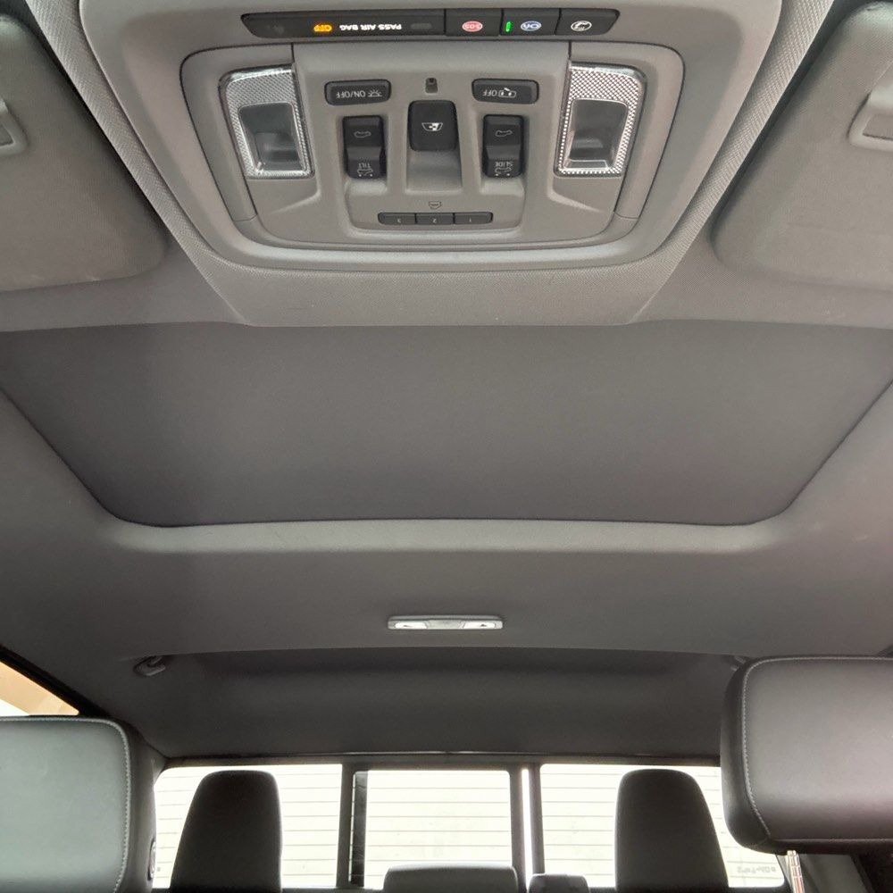 Used 2019 GMC Sierra 1500 SLT w/ SLT Premium Plus Package AWD/4WD image 11