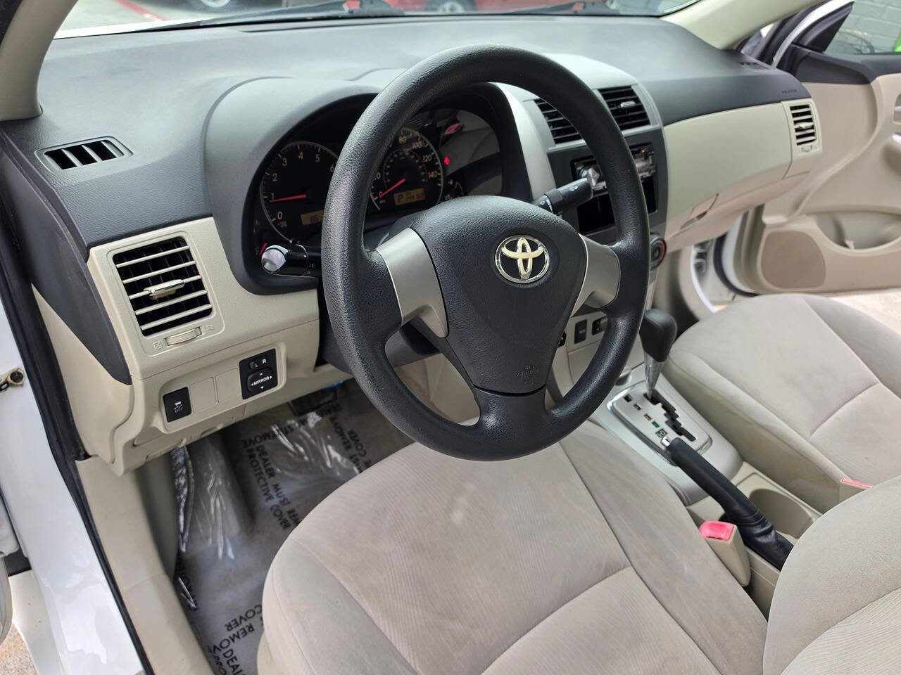 Used 2011 Toyota Corolla LE FWD image 34
