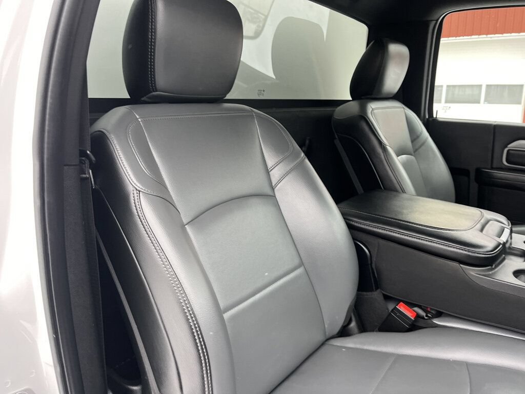 Used 2022 RAM 4500 Tradesman RWD image 59