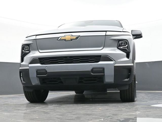 New 2025 Chevrolet Silverado EV LT image 54