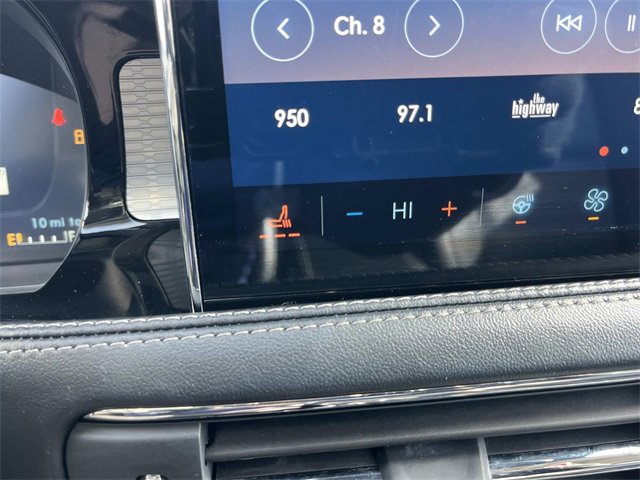 Used 2023 Lincoln Corsair AWD w/ Equipment Group 101A image 35