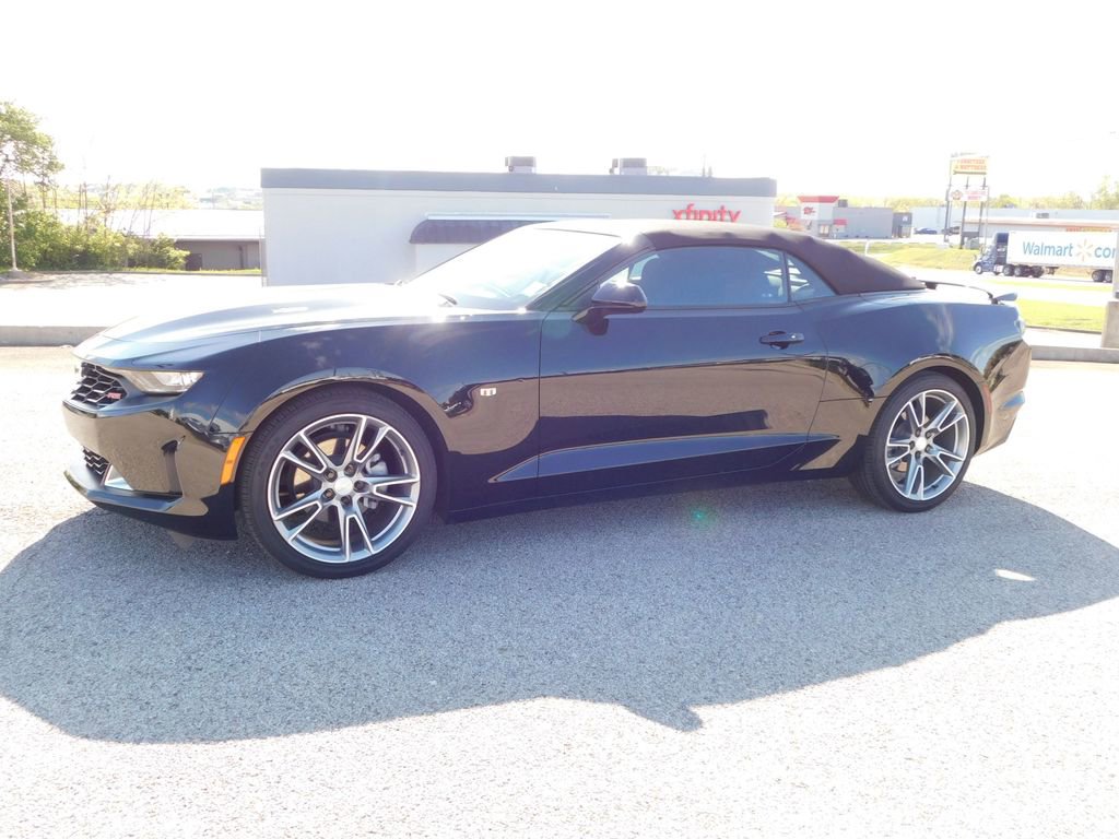 Used 2024 Chevrolet Camaro LT w/ RS Package RWD image 7