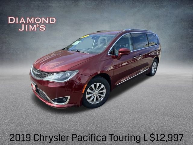 Used 2019 Chrysler Pacifica Touring-L image 1