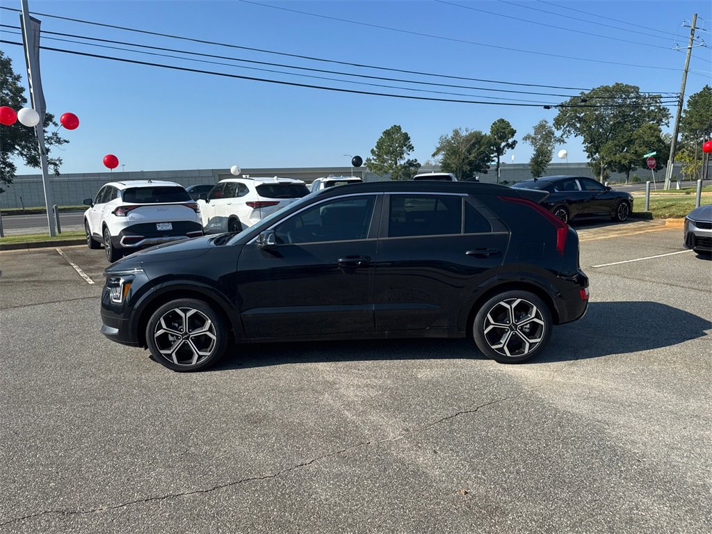 New 2024 Kia Niro EX Touring image 6