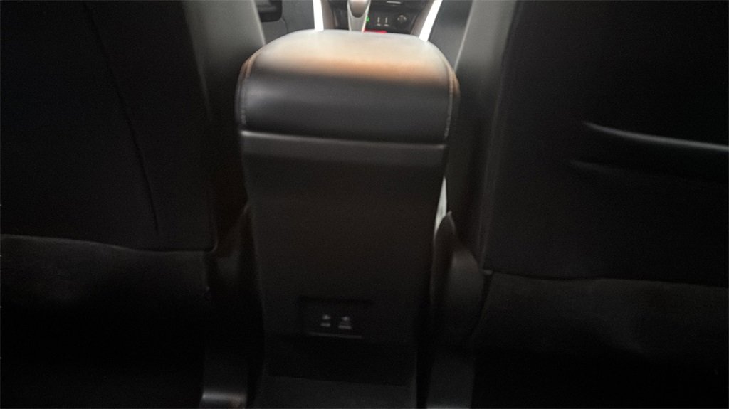 Used 2024 Mitsubishi Eclipse Cross SE image 11