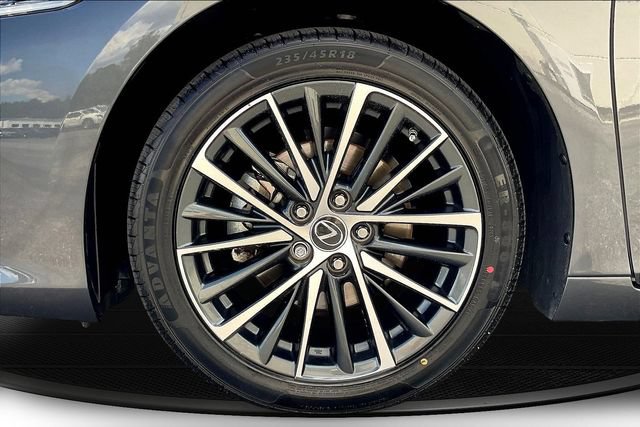 Used 2024 Lexus ES 350 w/ Premium Package FWD image 36